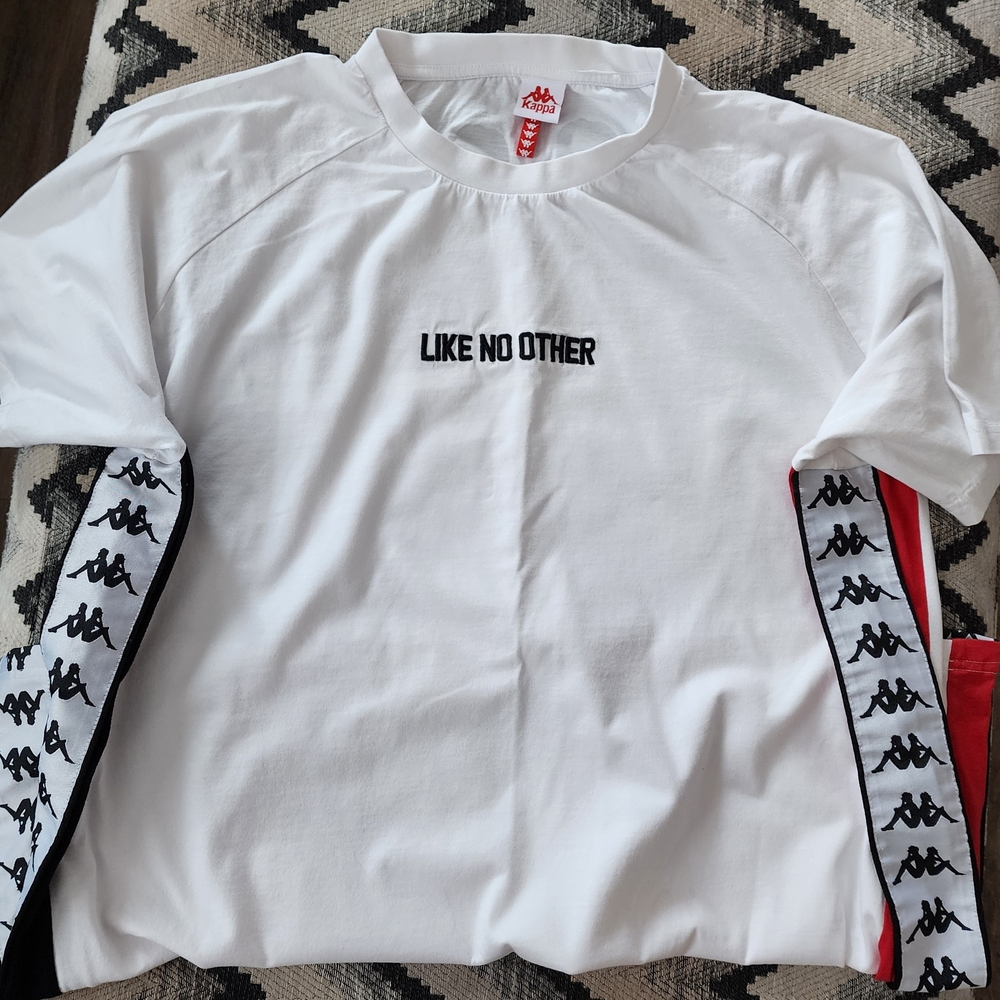 Kappa White Men's Shirt with Black Accents